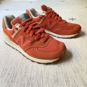 SOLD New Balance women’s 574 6/5.5 coral orange pink suede sneakers lace casual
